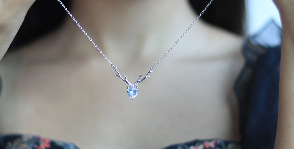 How to Choose the Perfect Silver Jewellery Gift