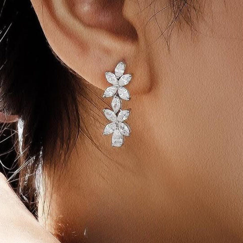 Hallmark Silver Full of Flaura Silver Hallmarked Necklace Set