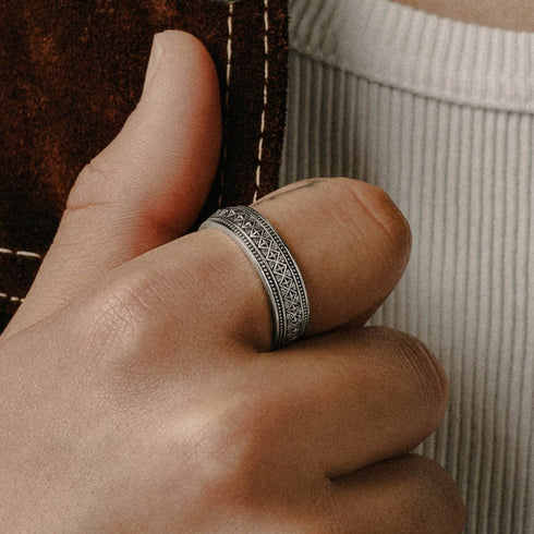 Hallmark Silver Sequence Mens Ring