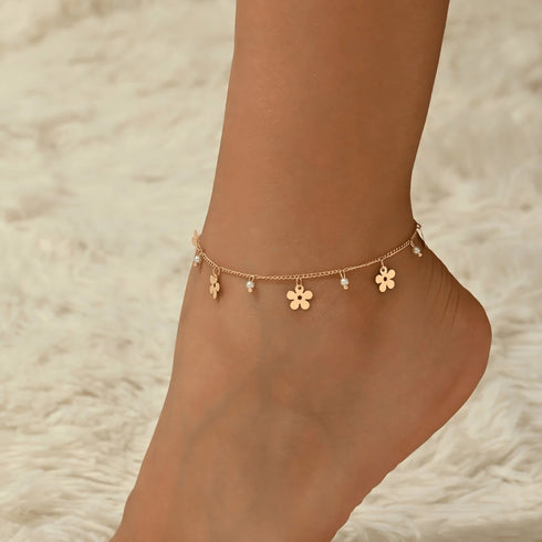 Hallmark Silver Elegant Small Floral Pendant Tassel Gold Plated Anklet For Women