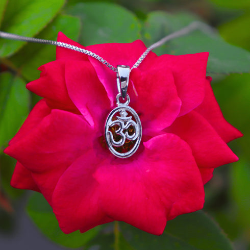 Hallmark Silver OM Pendant With Chain