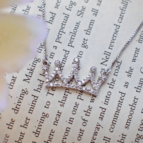 Zarkan 925 Silver Queen Crown Necklace