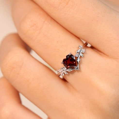 Hallmark Silver Heart’s Desire Red Garnet Ring