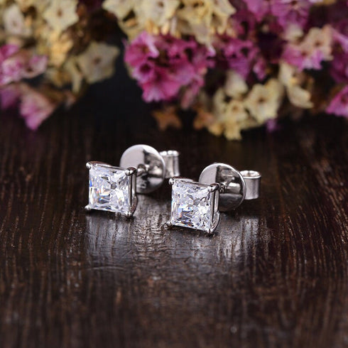 Zarkan Ice Cube Silver Studs