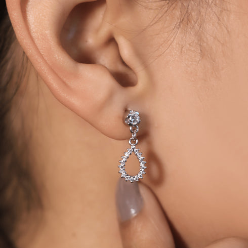 Zarkan Flawless Solitaire Silver Earring