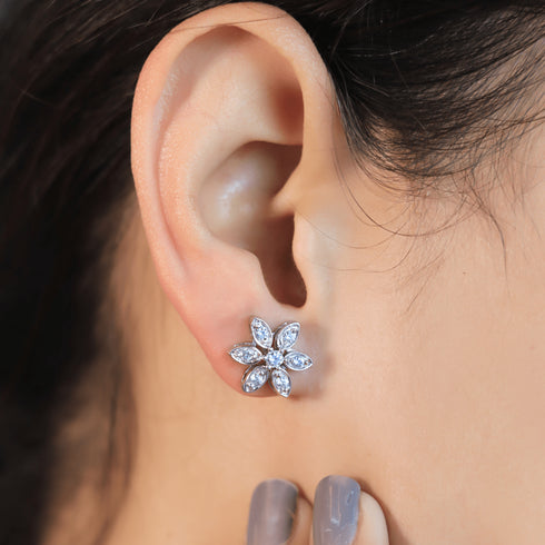 Zarkan Lily Zircon Silver Studs