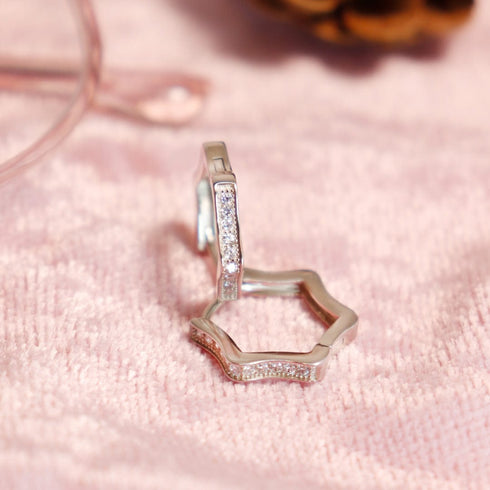 Zarkan Minimal Single Line Star Silver Earrings