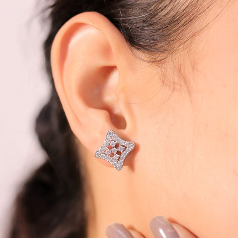Zarkan Poppins Silver Studs