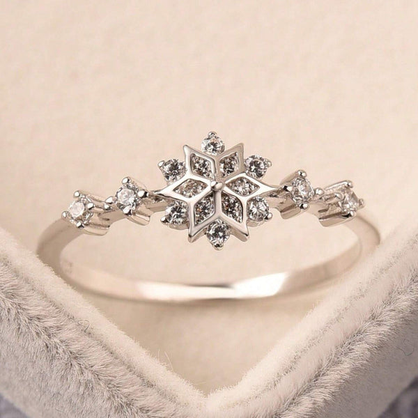 Hallmark Silver Elegant Zirconia Ring Best For Gift Wedding Party Women