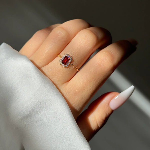 Hallmark Silver Red Vintage Halo Gold Plated Chain Ring