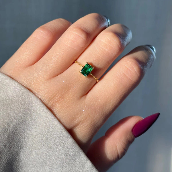 Hallmark Silver Emerald Green Gold Plated Chain Ring