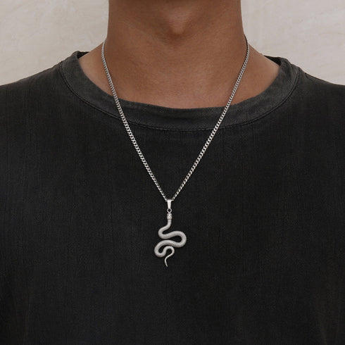 Hallmark Silver Snank Men Pendant Cuban Chain