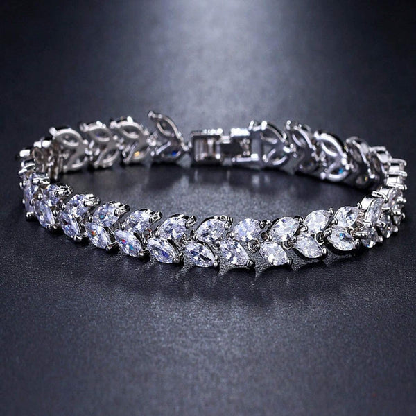 Hallmark Silver Crystal Leaves American Diamond Bracelet