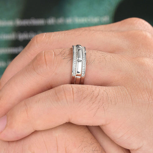 Hallmarked Men's Elegant Silver Ring With Classic Diamond