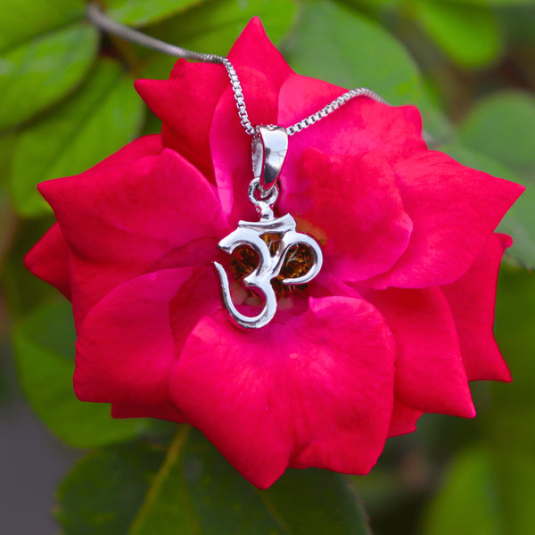 Zarkan 925 Silver OM Pendant With Chain