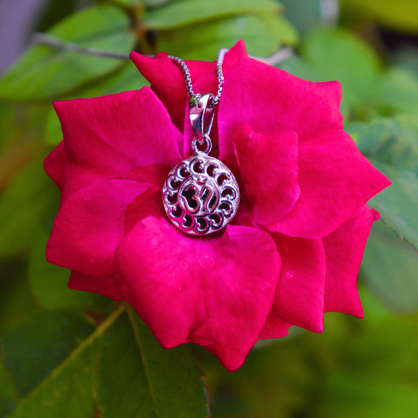 Zarkan 925 Silver OM Pendant With Chain