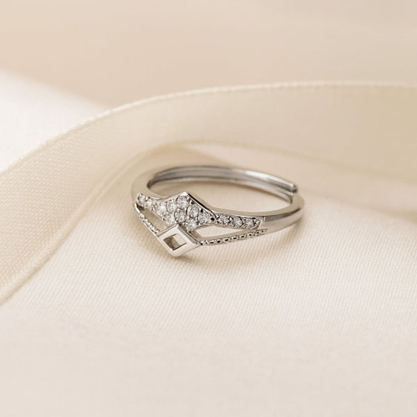Zarkan Minimal Elegant Zircon Silver Ring