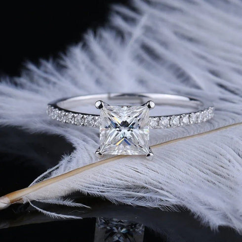 Zarkan Dignity Silver Solitaire Ring